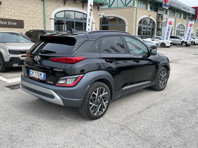 https://cdn-dk.caraffinity.it/dealer/datafiles/vehicle/images/800/967/ysc3vTuDFZ07Gx6l.jpg?opacity=0&size=20&position=TOP_RIGHT&border=8&watermark=%2Fdealer%2Fdatafiles%2Fvehicle%2Fimages%2Fwatermark%2F967%2Fc508bea0-816d-49ea-a20c-ad89ecd61836.png